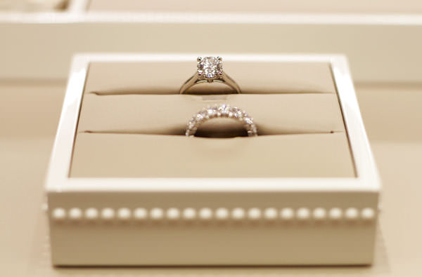 anel de noivado Cartier bridal