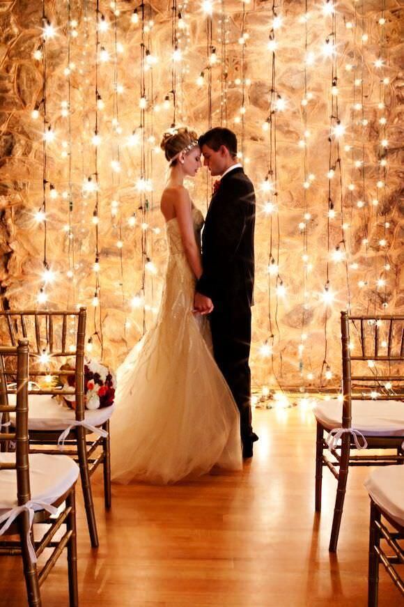 backdrop-foto-casamento-luzinhas