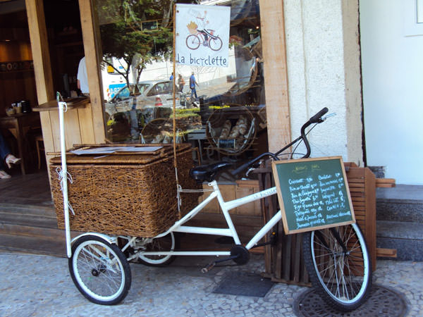 lua-de-mel-teresa-perez-Carmel-Restaurantes-La-Bicyclette
