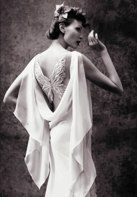 vestido-branco-valentino-couture-borboleta