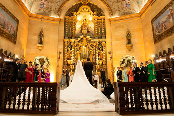 casamento de Helena Silvarolli, cerimônia na igreja, Basílica Nossa Senhora do Carmo