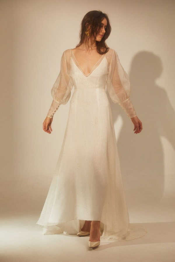 Vestido de noiva 2022, tendência vestido de noiva, vestido com manga transparente