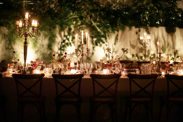 casamento civil com jantar intimista; Francesca Alterio; Raphael Villela; vestido casamento civil; jantar no jardim; decoração de casamento; jantar a luz de velas