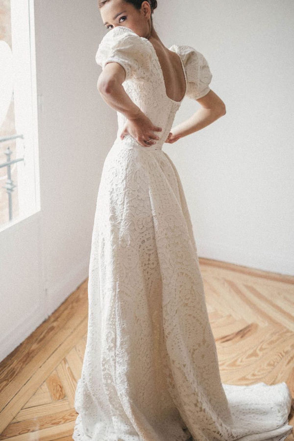 Vestido de noiva 2022, tendência vestido de noiva, bridgerto, decote quadrado,
