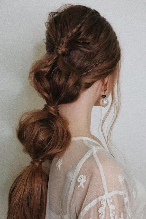 Acessórios para noiva, 7 tendências para usar este ano, penteado de noiva, bubble ponytail, Penteado bolha, rabo de cavalo em gomos, tiered ponytail 