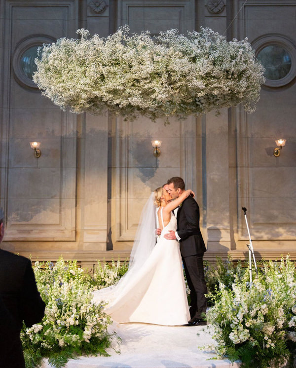 flor mosquitinho, gipsofila, decoração de casamento, decoração de casamento com flor mosquitinho, flor branca, altar