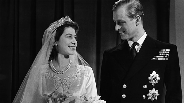 bolo de casamento, bolo de casamento da realeza, bolo branco, casamento da real, casamento da realeza, Rainha Elizabeth II, Príncipe Philip