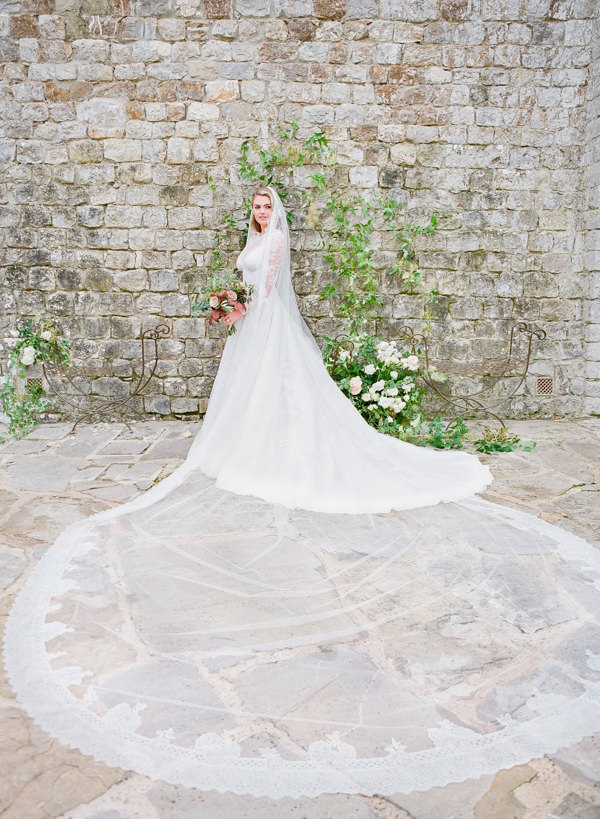 vestido de noiva Valentino, vestido de noiva alta costura, vestido de noiva, vestido de noiva de renda, Kate Upton
