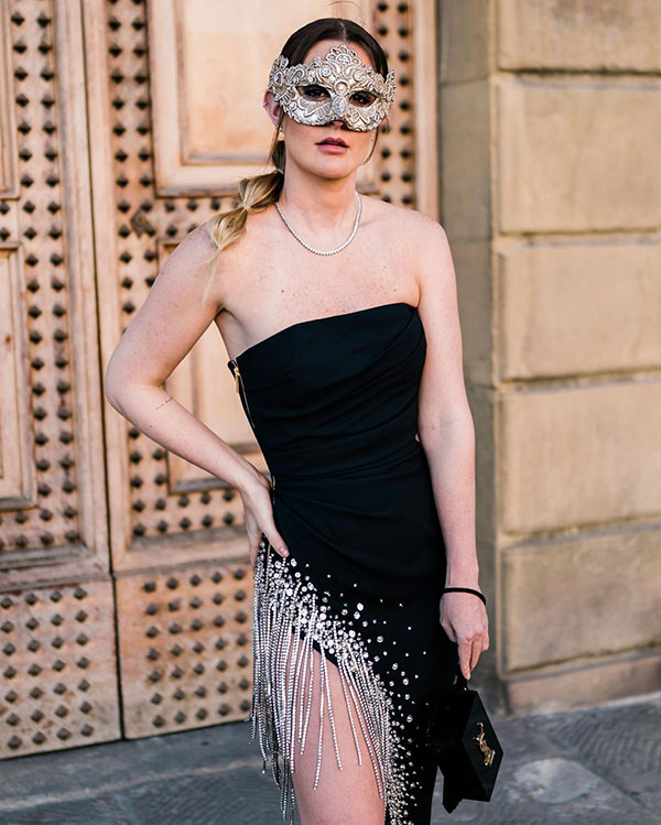 julia duarte, convidada do casamento de Lala Rudge na Itália, Florença, segundo casamento Lala Rudge, baile de mascaras, 