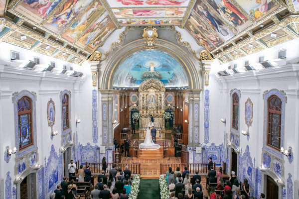 Sp Hall Casamento religioso seguido de festa no SP Hall: Beatriz + André
