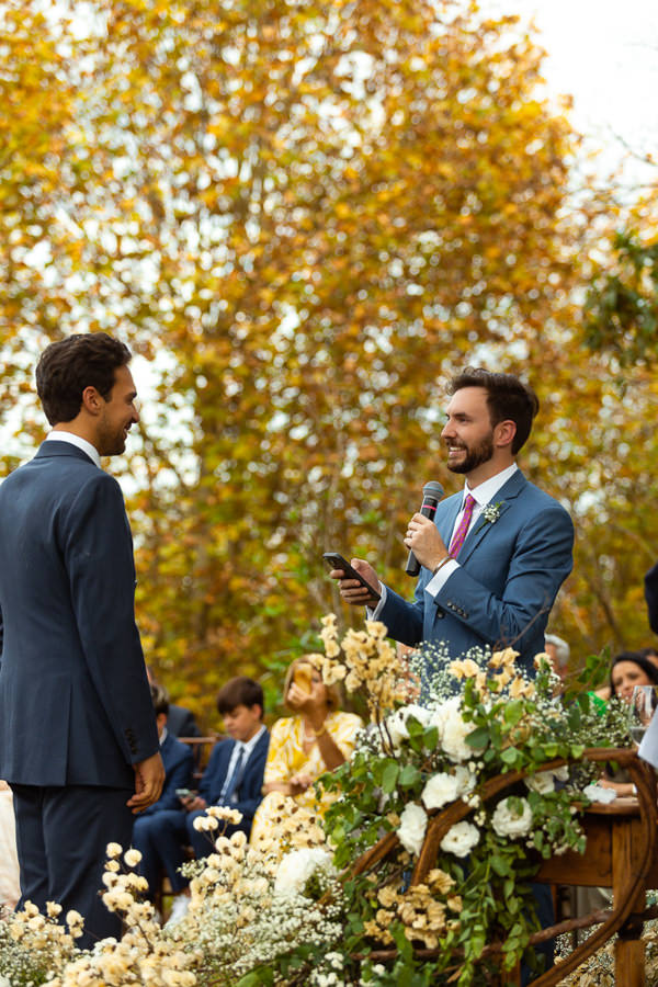 Votos de casamento, voto de casamento, cerimônia de casamento, casal fazendo votos, casal gay, casamento gay, voto de casamentogay, casamento homoafetivo