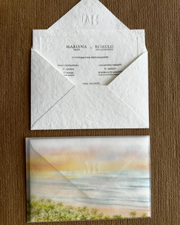 Casamento de Mariana Saad e Rômulo Arantes Neto, Casamento Mari Saad e Rômulo Arantes Neto na Bahia, Casamento na Bahia, casamento em itacaré, destination wedding, casamento na praia, casamento ao ar livre, convite de casamento tropical, convite de casamento com aquarela, convite de casamento com ilustração, envelope de convite de casamento, convite de casamento branco
