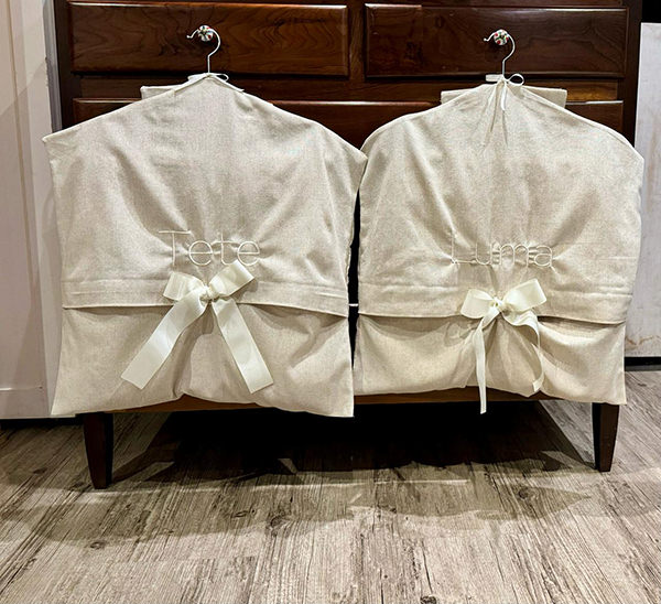Casamento Cesca Civita e Victor Iglesias; casamento em Sevilha; casamento na Espanha; Catedral de Sevilha; casar na Espanha; convite de casamento; identidade visual; welcome gifts; Nana Art